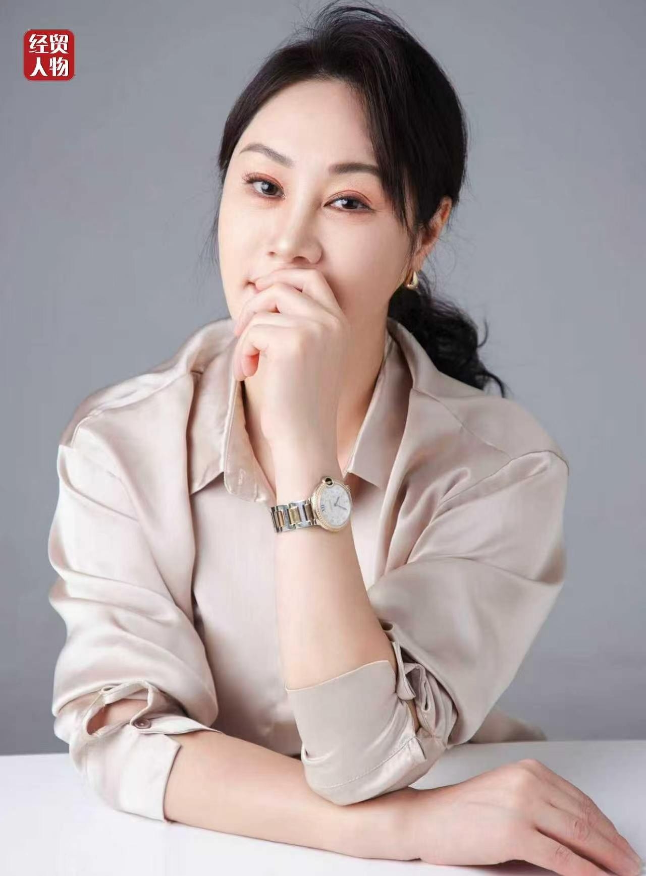 以土为媒，以艺叙史 ——杨亚萍，大地艺术中的时代叙事者与文化传承者