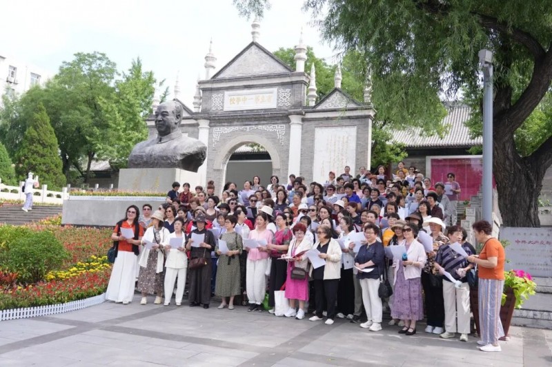 构建完整银发教学闭环 梨花声音教育创新定义新时代精神享老